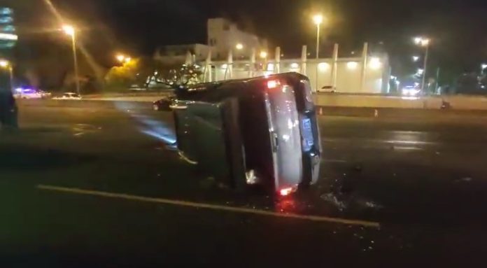 Choque Y Vuelco En Panamericana Entre Un Auto Y Una Camioneta Dos